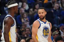 雷速体育电脑版官网下载-篮球赛事中勇士战胜对手成功逆转