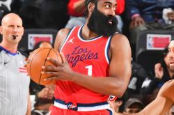 雷速体育网页版-快船胜勇士，西部半决赛打响第一枪