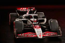 雷速体育下载-哈斯车队力克索伯车队，塞恩斯扛起全队