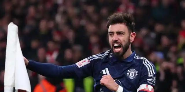 阿森纳门将扑点关键球,助球队逃过险境 阿森纳门将扑点关键球,助球队逃过险境