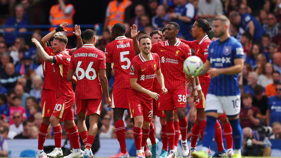 曼联客场击败巴黎圣日耳曼,取得胜利 曼联客场击败巴黎圣日耳曼,取得胜利