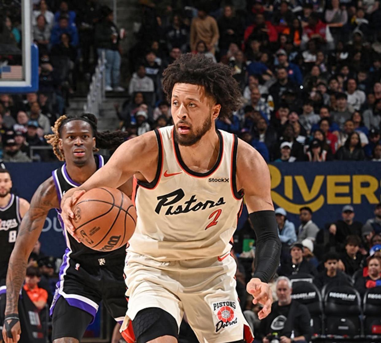 关于美国男篮险胜独行侠,拉文绝境逆转的信息 关于美国男篮险胜独行侠,拉文绝境逆转的信息